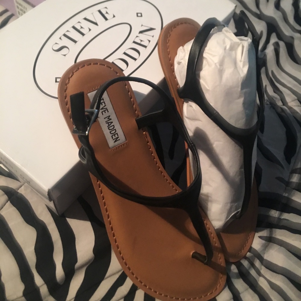 Steve Madden sandal